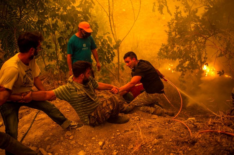 Raportul ONU în domeniul climei, cel mai puternic avertisment lansat vreodată: Lumea aproape că nu mai are timp pentru a evita catastrofa Raportul ONU în domeniul climei, cel mai puternic avertisment lansat vreodată: Lumea aproape că nu mai are timp pentru a evita catastrofa