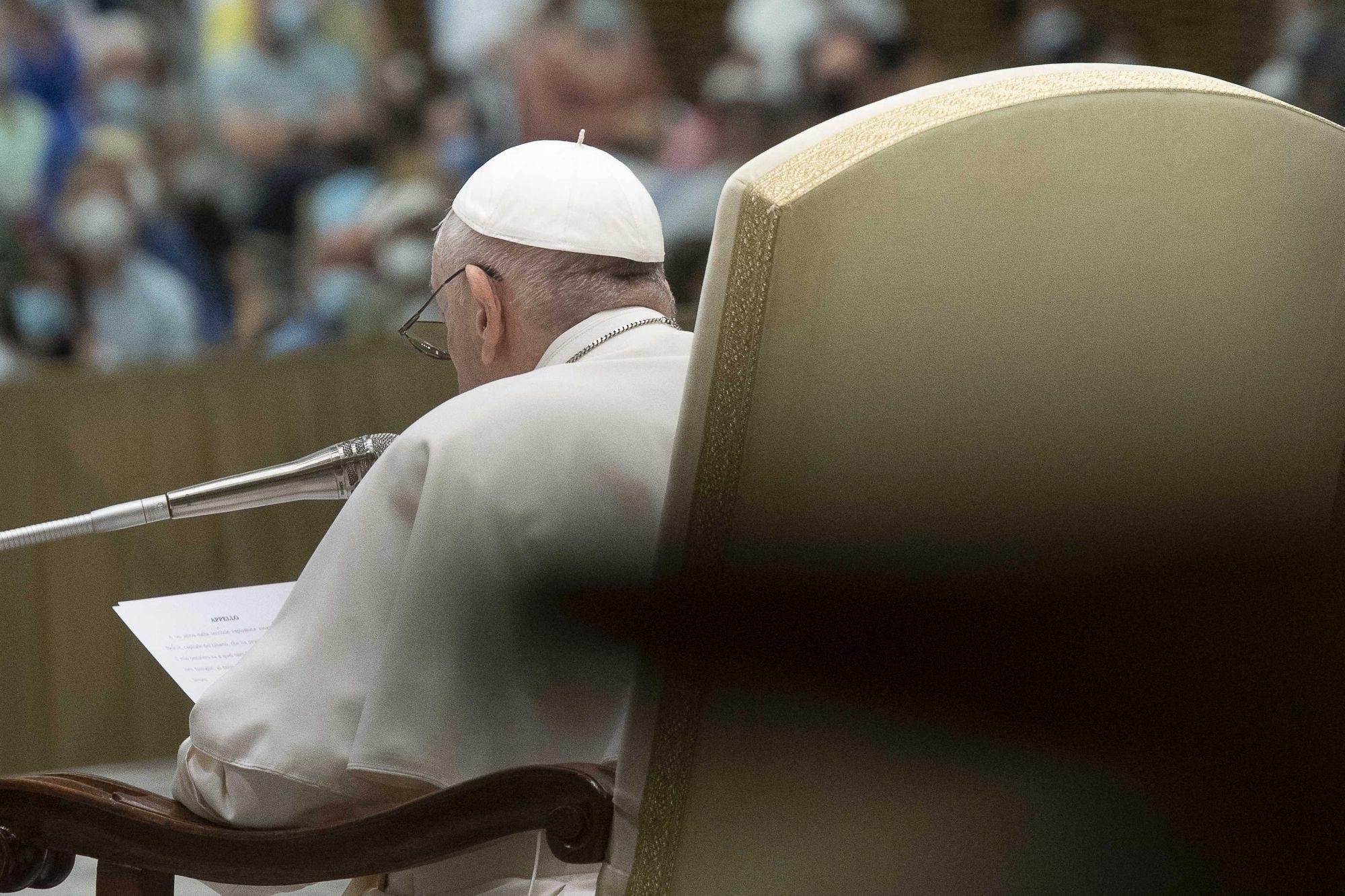 Papa Francisc, în timpul unei slujbe la Vatican