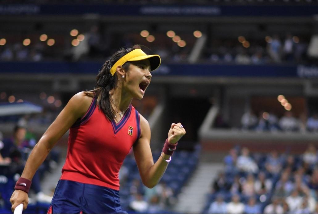 Emma Răducanu, în finală la US Open. Britanica, cu origini româneşti, va lupta pentru trofeu într-un meci istoric Emma Răducanu, în finală la US Open. Britanica, cu origini româneşti, va lupta pentru trofeu într-un meci istoric