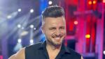 Tavi Clonda a sărit ca să apere "onoarea familiei" și a făcut show pe platformă la "Splash! Vedete la apă"