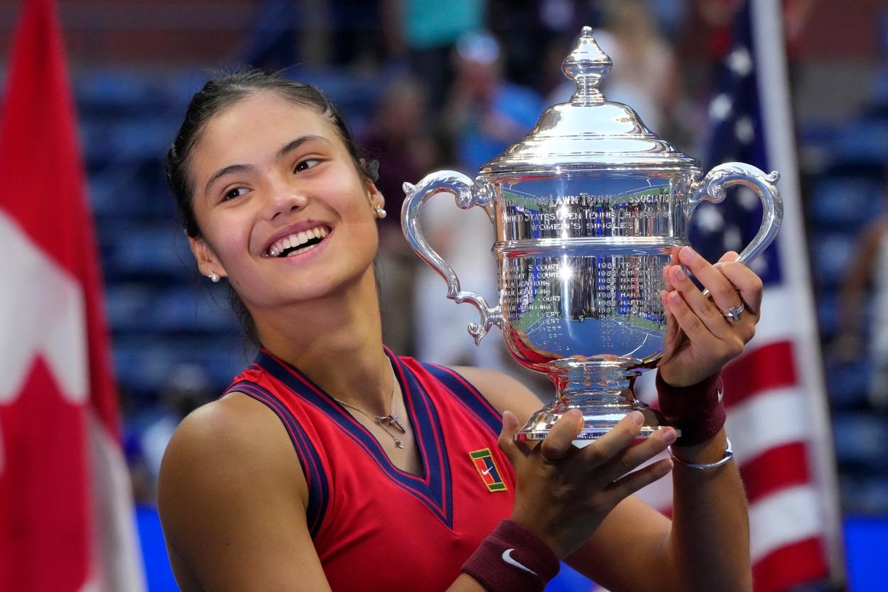 Emma Raducanu ar putea deveni primul star sportiv de un miliard de dolari al Marii Britanii Emma Raducanu ar putea deveni primul star sportiv de un miliard de dolari al Marii Britanii
