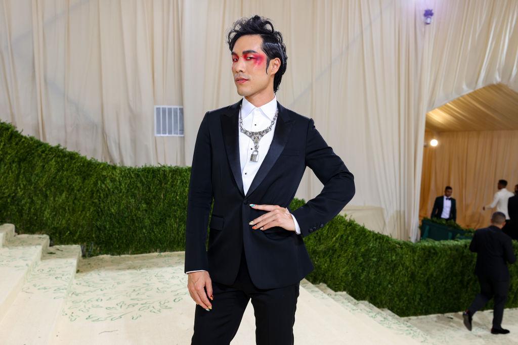 MET GALA 2021. Sute de staruri au adus un omagiu modei americane. Un accesoriu de nelipsit a fost masca de protecție