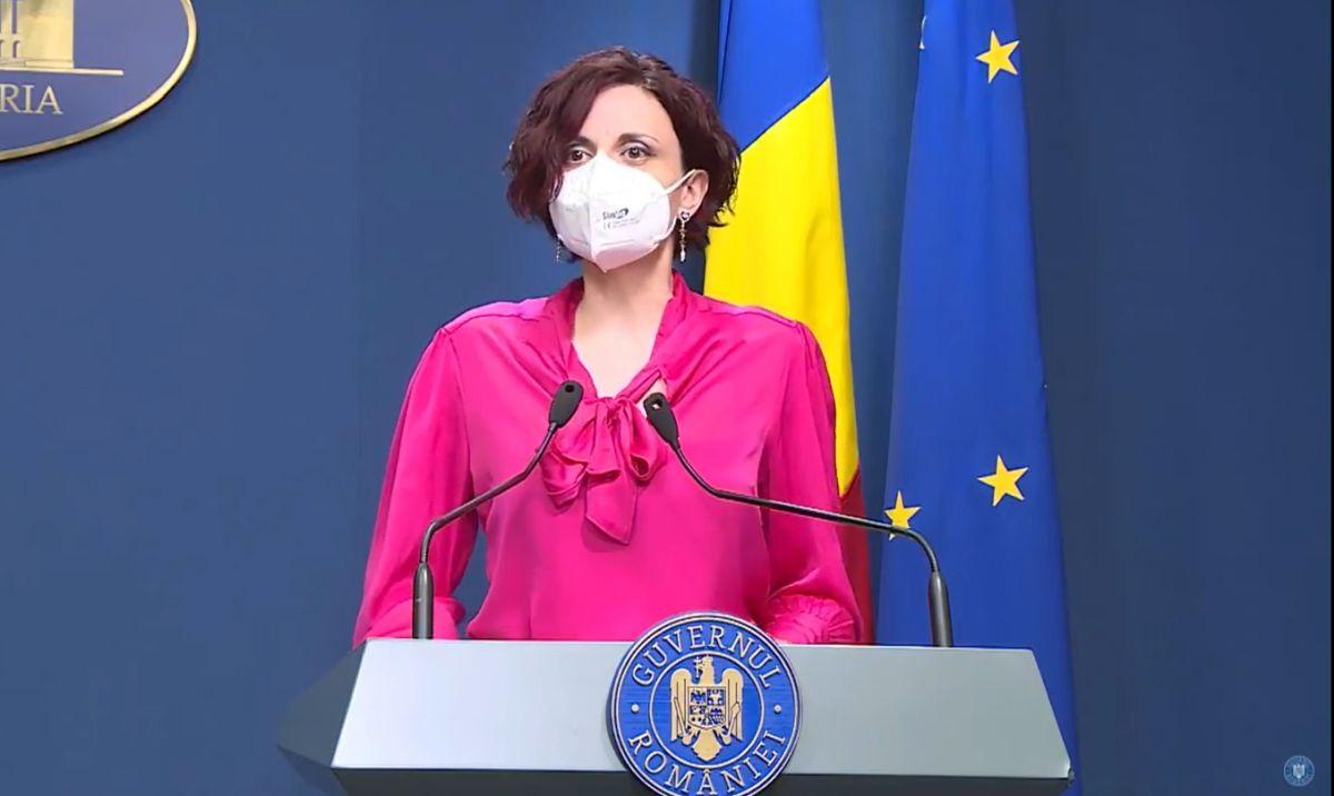 Mădălina Turza, consilier de stat, coordonatorul programului "Din grijă pentru copii" Mădălina Turza, consilier de stat, coordonatorul programului "Din grijă pentru copii"