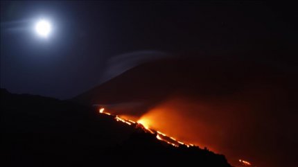 Erupţie vulcanică, în Japonia