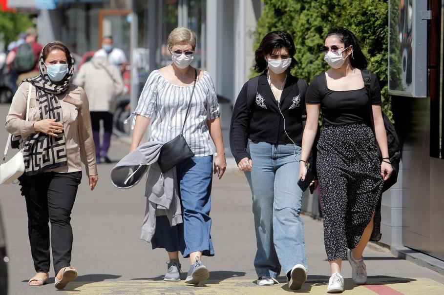Răzvan Cherecheş, specialist în sănătate publică: "Ne așteaptă o iarnă lungă cu multe restricții. Ne va arăta doar cum am pierdut vara" Răzvan Cherecheş, specialist în sănătate publică: "Ne așteaptă o iarnă lungă cu multe restricții. Ne va arăta doar cum am pierdut vara"