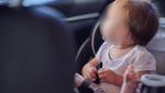 Copil de doi ani salvat de pompierii din Focşani, după ce a rămas blocat în maşina familiei din neatenţia mamei
