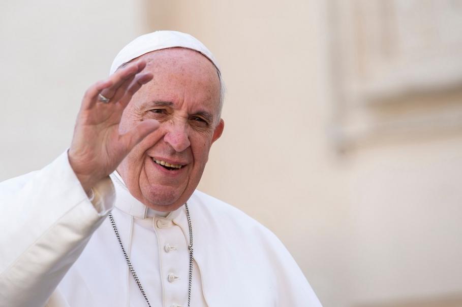 Papa Francisc spune că după operaţia la colon unele voci discutau despre alegerea succesorului Papa Francisc spune că după operaţia la colon unele voci discutau despre alegerea succesorului