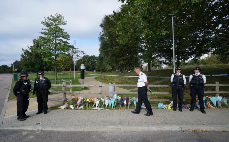 Moartea profesoarei Sabina Nessa. Polițiștii englezi cer ajutorul londonezilor în identificarea unui bărbat surprins de camerele de supraveghere Moartea profesoarei Sabina Nessa