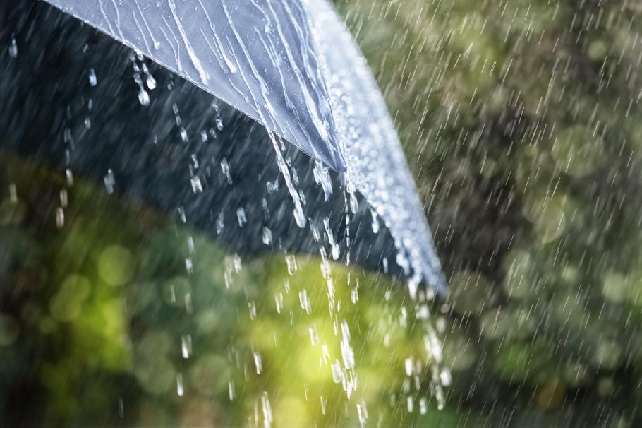 Vara s-a întors pentru un weekend. Vremea se schimbă radical în zilele următoare: ne aşteaptă temperaturi mai scăzute decât media obişnuită Vara s-a întors pentru un weekend. Vremea se schimbă radical în zilele următoare: ne aşteaptă temperaturi mai scăzute decât media obişnuită