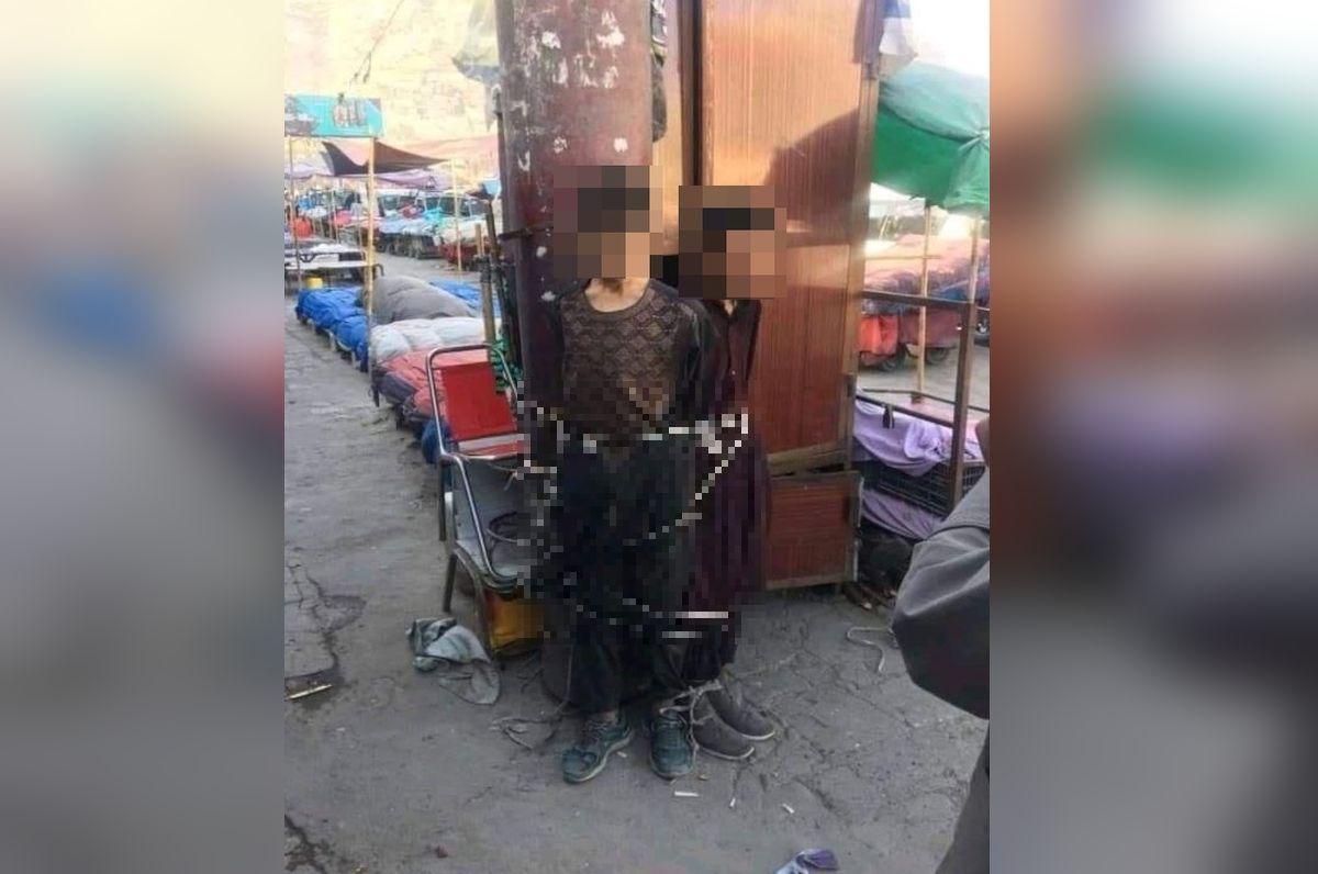 Doi copii afgani, înfometați, au fost legați de un stâlp de talibani după ce au fost prinși furând pâine de la o brutărie Copii afgani legați de un stâlp de talibani, după ce au fost prinși furând pâine de la o brutărie