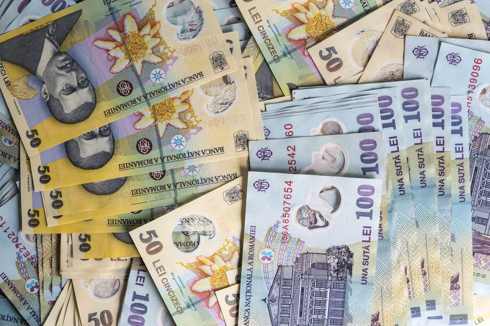 Salariului minim crește cu 10,9%, de la 1 ianuarie. 1,97 milioane de români vor beneficia de majorare Salariului minim crește cu 10,9%, de la 1 ianuarie. 1,97 milioane de români vor beneficia de majorare