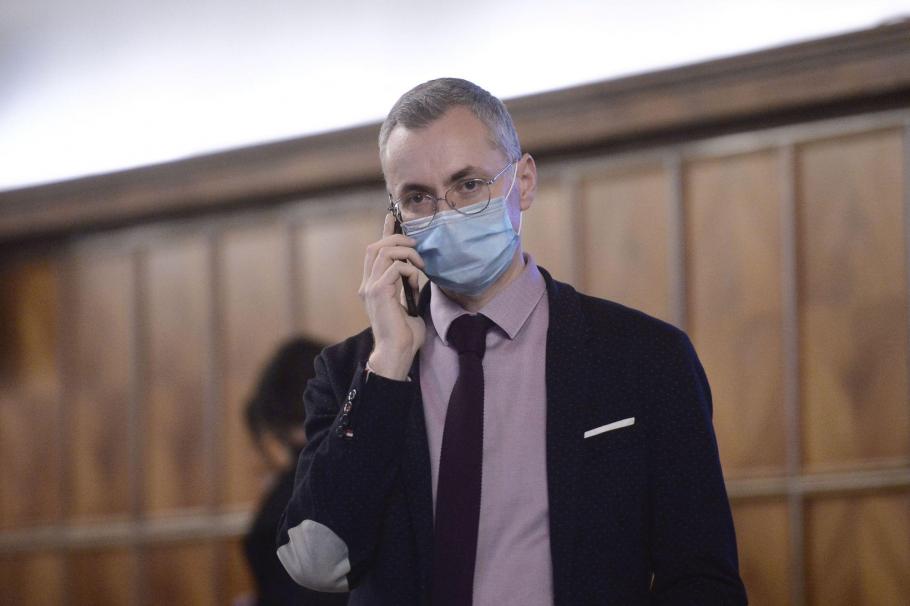 Stelian Ion: "Marţi vom vedea fie cum pesediştii se 'îmbolnăvesc' subit, fie cum Florin Cîţu pleacă" Stelian Ion: "Marţi vom vedea fie cum pesediştii se 'îmbolnăvesc' subit, fie cum Florin Cîţu pleacă"