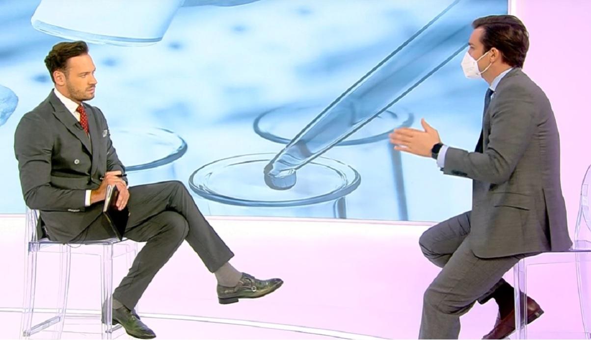 Andrei Baciu, invitat la "Interviurile lui Pancu": "De ce facem doza 3? Pentru că reîmprospătează răspunsul imun". Predicţie dură pentru vârful valului 4 şi ce plan au pregătit autorităţile Andrei Baciu, invitat la "Interviurile lui Pancu": "De ce facem doza 3? Pentru că reîmprospătează răspunsul imun". Predicţie dură pentru vârful valului 4 şi ce plan au pregătit autorităţile