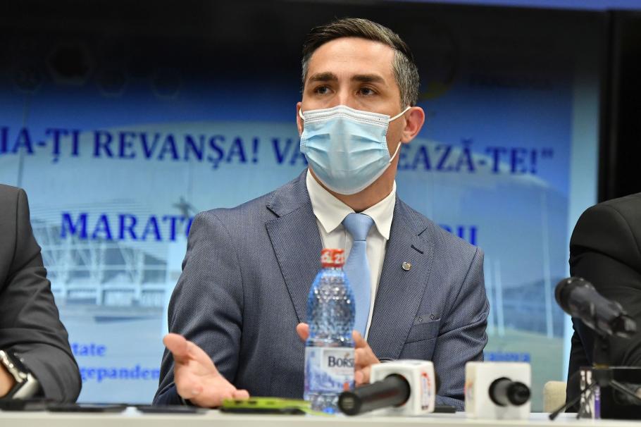 Valeriu Gheorghiţă: Aproximativ 20.000 de persoane au primit marți prima doză de vaccin anti-Covid Valeriu Gheorghiţă: Aproximativ 20.000 de persoane au primit marți prima doză de vaccin anti-Covid
