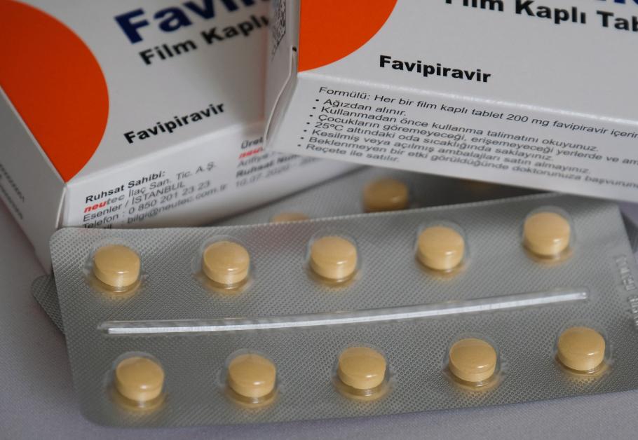Medicamentul Favipiravir ar putea fi eliberat în ambulatoriu, prin farmaciile cu circuit închis din spitale, anunță Ministerul Sănătății Medicamentul Favipiravir ar putea fi eliberat în ambulatoriu, prin farmaciile cu circuit închis din spitale, anunță Ministerul Sănătății