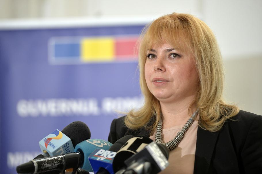 Anca Dragu, șefa Senatului: ”Pe mine nu mă poate demite Florin Cîțu şi asta îl disperă” Anca Dragu, șefa Senatului: ”Pe mine nu mă poate demite Florin Cîțu şi asta îl disperă”