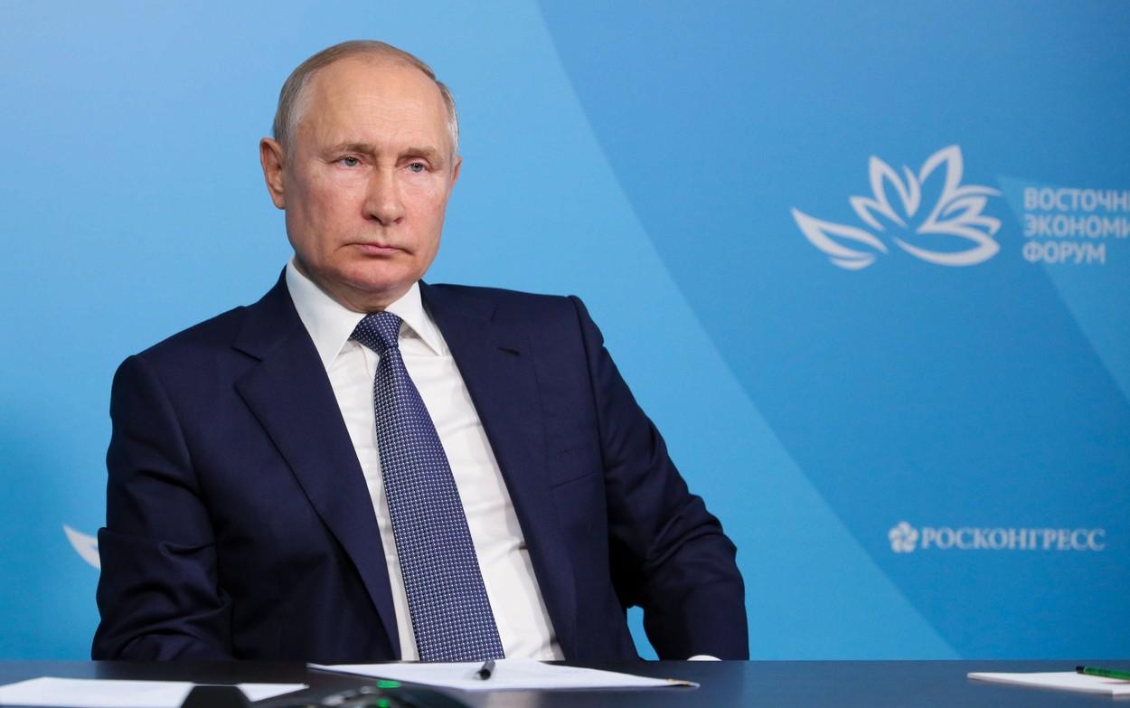 Vladimir Putin, corectat de un elev de liceu în timpul unei discuții despre istoria Rusiei. Reacția liderului de la Kremlin Vladimir Putin, corectat de un elev de liceu în timpul unei discuții despre istoria Rusiei. Reacția liderului de la Kremlin