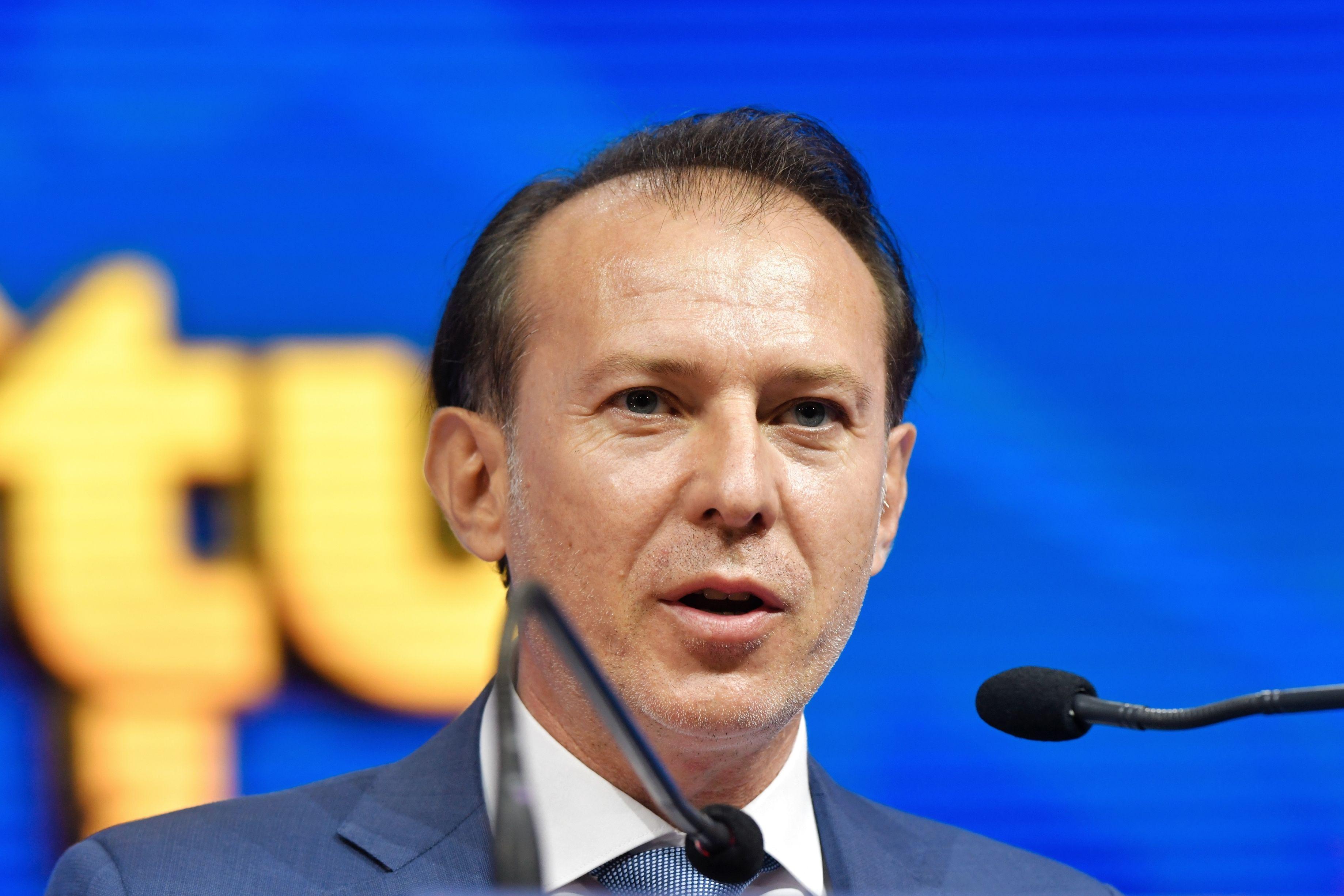 Florin Cîțu confirmă că școlile nu se vor mai închide la o incidență de peste 6 la mie: ”Decizia va fi pe fiecare școală în parte” Florin Cîțu confirmă că școlile nu se vor mai închide la o incidență de peste 6 la mie: ”Decizia va fi pe fiecare școală în parte”
