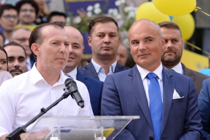 Rareş Bogdan este unul dintre susţinătorii lui Florin Cîţu pentru funcţia de preşedinte al PNL