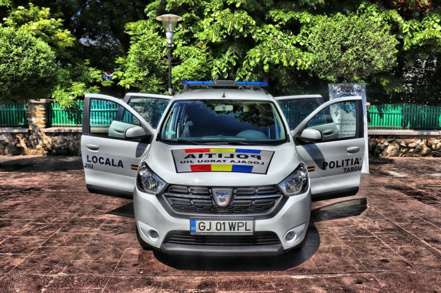 Poliția Locală din Târgu Jiu mașină de la Poliția Locală din Târgu Jiu