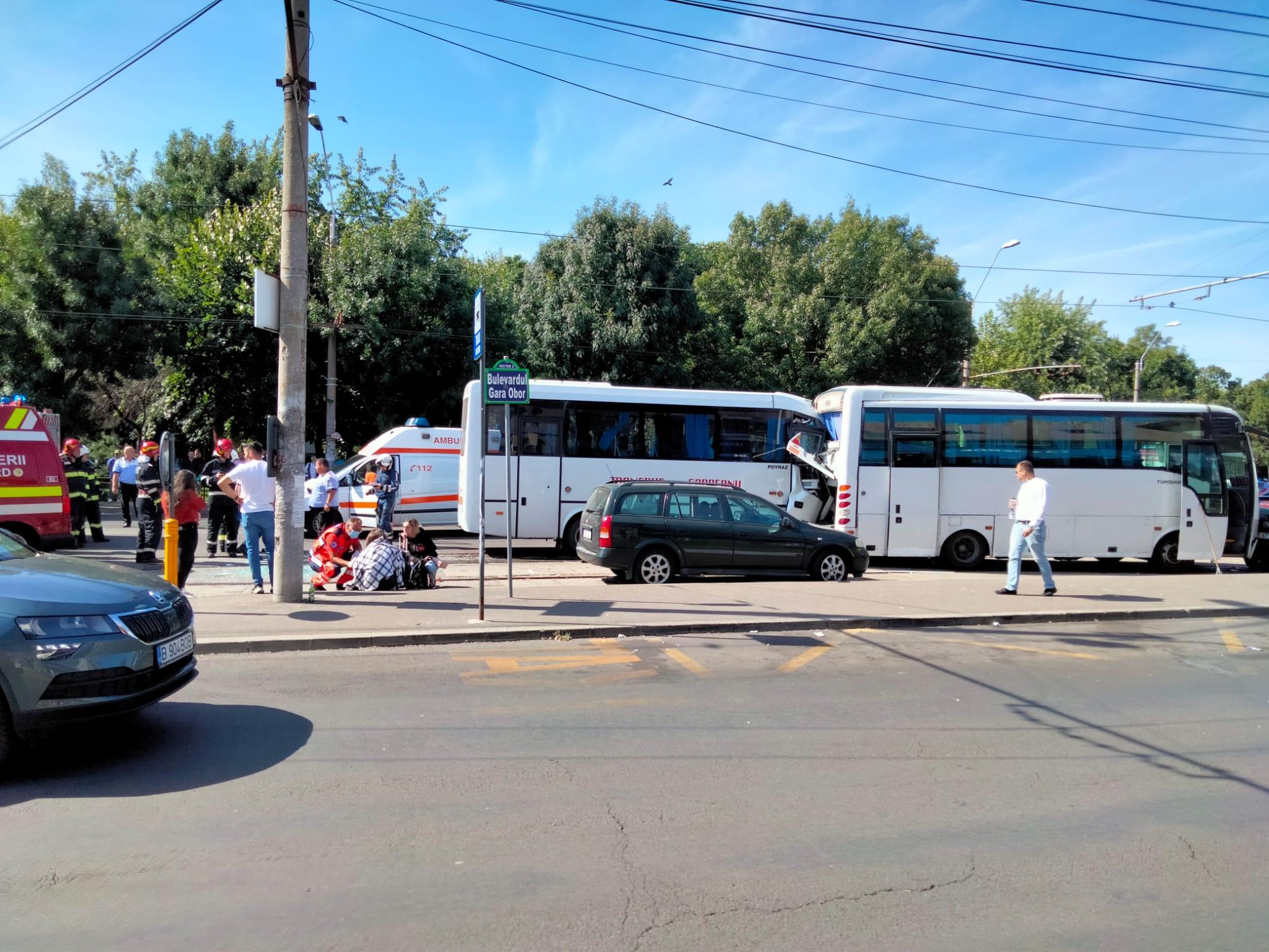 Un şofer de autobuz a făcut infarct la volan