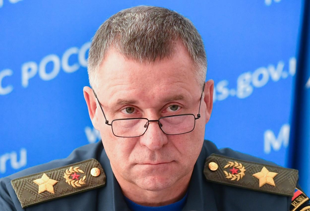 Ministrul rus pentru Situații de Urgență, un apropiat al lui Vladimir Putin, a murit în timpul unor exerciții în Arctica Ministrul rus pentru Situații de Urgență, un apropiat al lui Vladimir Putin, a murit în timpul unor exerciții în Arctica