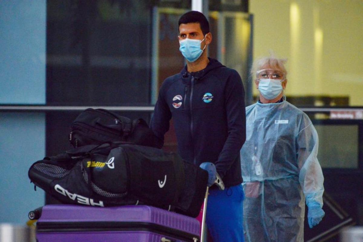 Novak Djokovic a câştigat în instanţă. Tribunalul a anulat decizia guvernului, sârbul poate intra în Australia Novak Djokovic a câştigat în instanţă. Tribunalul a anulat decizia guvernului, sârbul poate intra în Australia