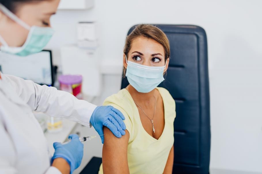 Parlamentul Austriei a aprobat vaccinarea obligatorie împotriva Covid-19 Parlamentul Austriei a aprobat vaccinarea obligatorie împotriva Covid-19