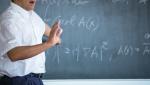Profesor din Vâlcea, înregistrat afirmând că bărbaţii "sunt Dumnezeu pe pământul ăsta", iar femeile sunt "handicapate". Cum se apără: elevii îl susţin