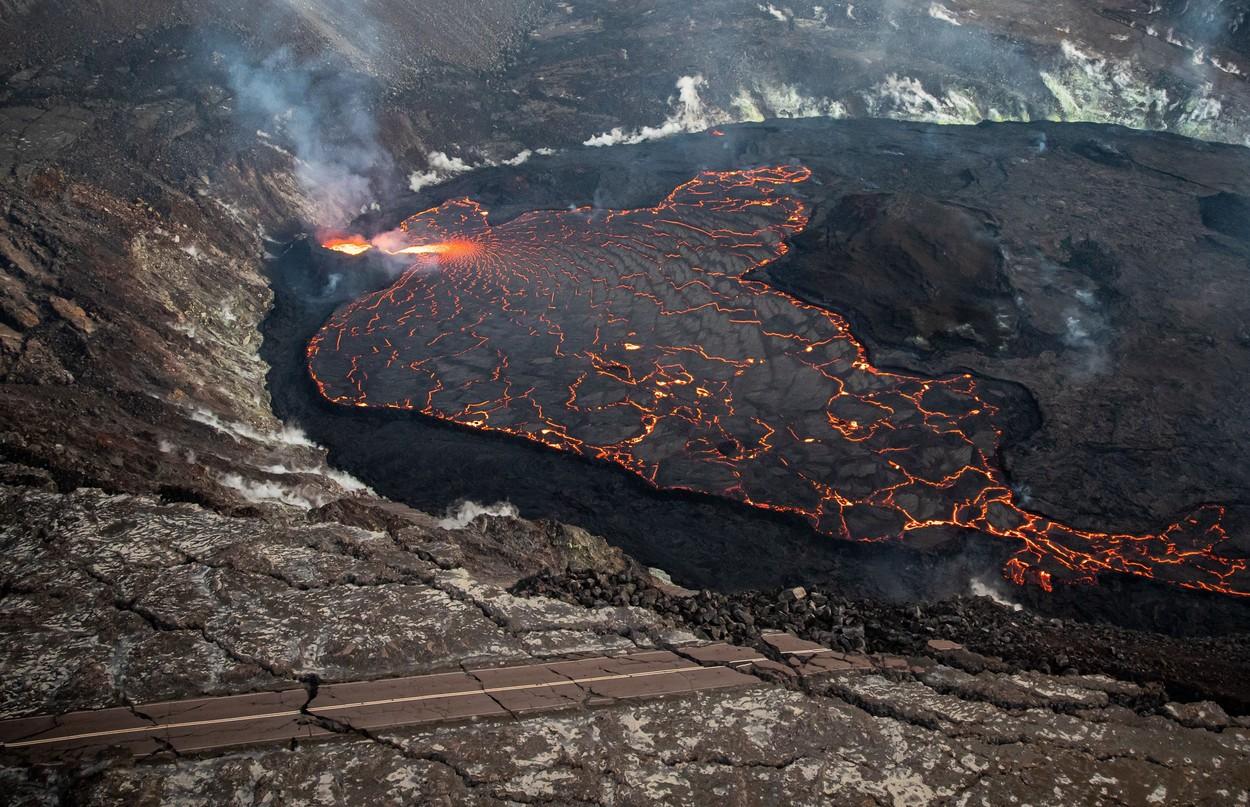 Vulcanul Kilauea din Hawaii