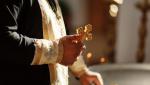 Telenovelă într-o comună din Vaslui. Preotul a călcat în patima iubirii cu o enoriașă cu 10 ani mai tânără