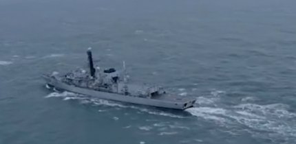 VIDEO. Un submarin rusesc, impact cu o navă de război britanică: "Ce dumnezeului am lovit?"