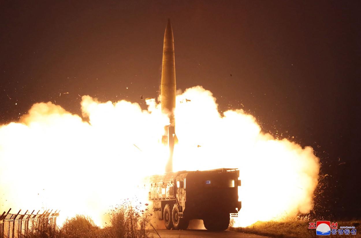 test cu rachete în Coreea de Nord, supravegheat de Kim Jong-un