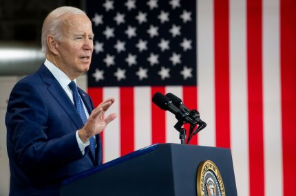 Joe Biden condamnă "brutalitatea absolută" a bombardamentelor ruseşti în Ucraina