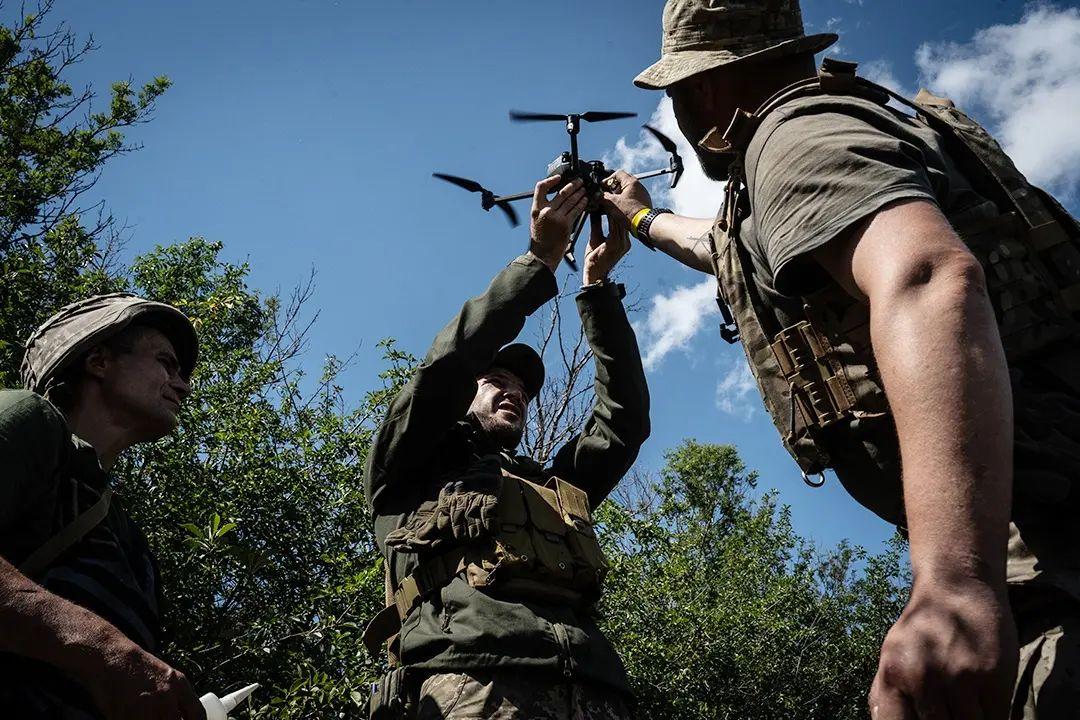 Război Rusia - Ucraina, ziua 232. Nikolaev, ţinta bombardamentelor ruseşti. Londra va trimite Ucrainei noi rachete de apărare antiaeriană