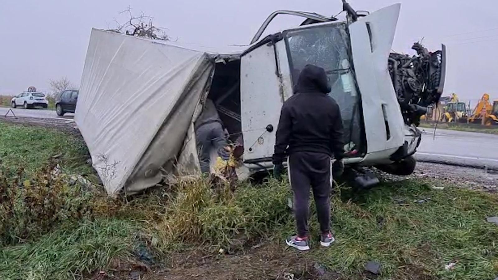 Accident cumplit pe un drum din Neamţ