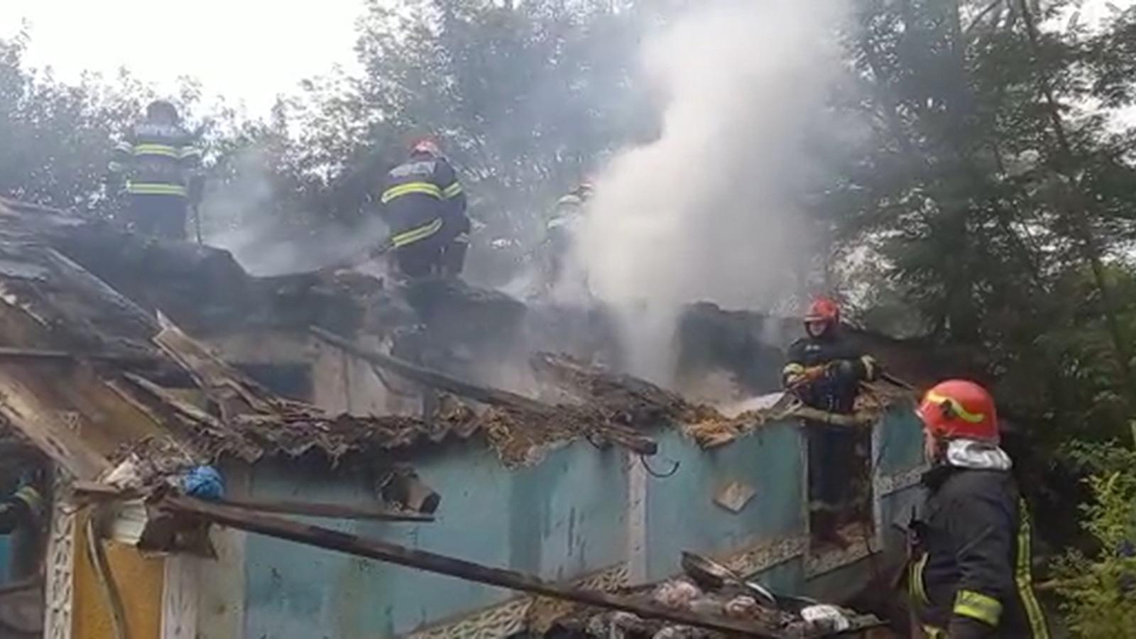 Femeie de 84 de ani din Vaslui, moartă într-un incendiu care i-a cuprins casa