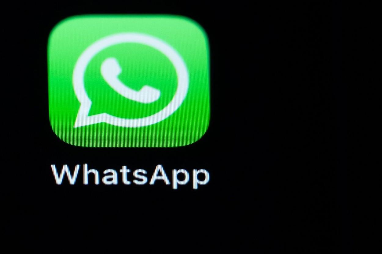Aplicaţia WhatsApp a picat: utilizatorii nu pot trimite sau primi mesaje