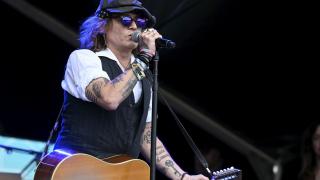 Johnny Depp și Jeff Beck îl dau în judecată pe folcloristul care i-a acuzat de plagiat