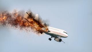 Un avion pentru stingerea incendiilor s-a prăbuşit pe muntele Etna. Doi piloţi erau la bord