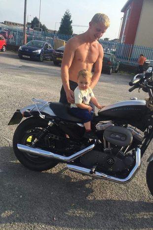 Nicky şi familia sa