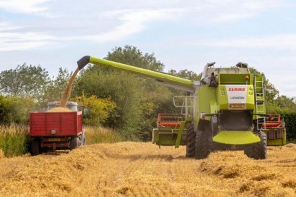 Rută terestră prin România pentru exportul de cereale ucrainene, după ce Marea Neagră a fost blocată de ruşi. Soluţiile pregătite de francezi