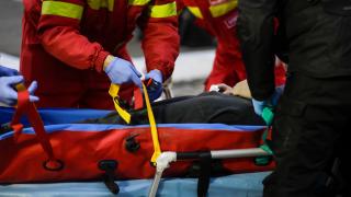 Un bărbat de 42 de ani din Vâlcea a murit, după ce a căzut în gol de pe o schelă de la etajul patru