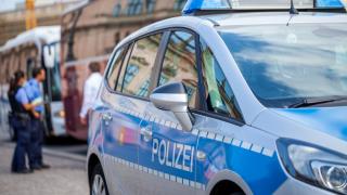 Un român de 32 de ani, găsit inconştient pe marginea unei autostrăzi din Germania. A fost abandonat de şoferul autocarului care îl ducea la Arad