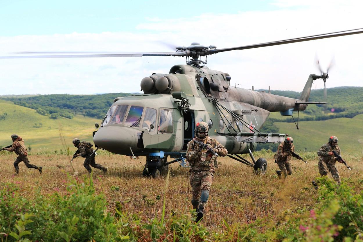 Război Rusia - Ucraina, ziua 251. Ucrainenii au doborât un elicopter în care s-ar fi aflat mai mulţi ofiţeri ai grupului Wagner