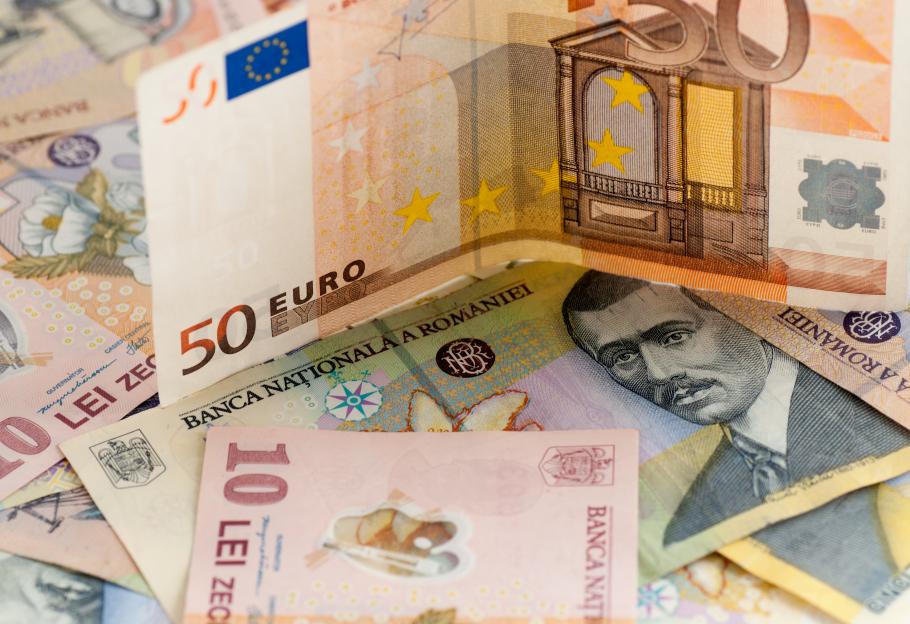 Salariul mediu net pe economie a depășit 4.000 de lei în septembrie, cu 70 de lei mai mult față de luna august Salariul mediu net pe economie a depășit 4.000 de lei în septembrie, cu 70 de lei mai mult față de luna august