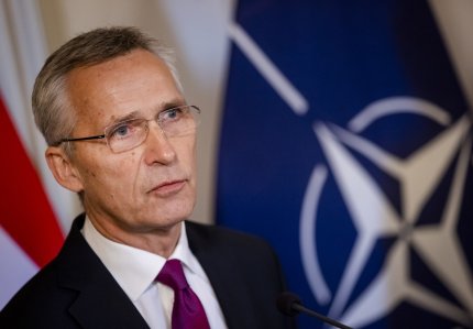 Jens Stoltenberg a avertizat că puterea Moscovei nu trebuie subestimată în ciuda recentelor succese ale Kievului