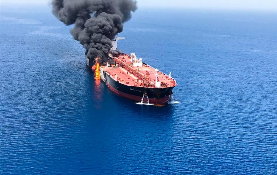 Un petrolier ce aparţine unui miliardar din Israel, atacat cu o dronă kamikaze aproape de Oman. Iranul, principalul "suspect" Un petrolier ce aparţine unui miliardar din Israel, atacat cu o dronă kamikaze aproape de Oman. Iranul, principalul "suspect"