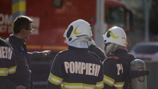 Incendiu la o vulcanizare din Brăila. 1.000 kilograme de anvelope din cauciuc au ars. Focul ar fi fost pus de o mână criminală