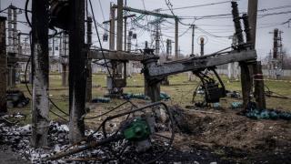 Bombardamentul masiv al ruşilor în Ucraina a lăsat temporar Moldova fără curent şi Ungaria fără petrol 